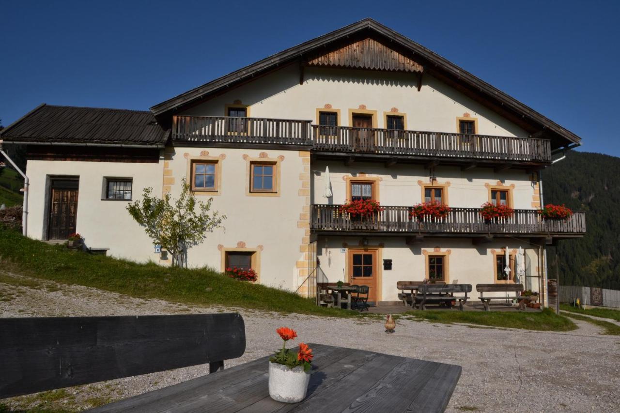Gostnerhof Apartment Dobbiaco Exterior photo